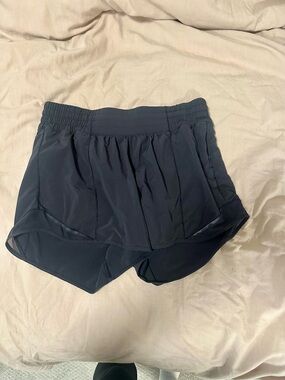 Lululemon Hotty Hot High-Rise Lined Short 4"